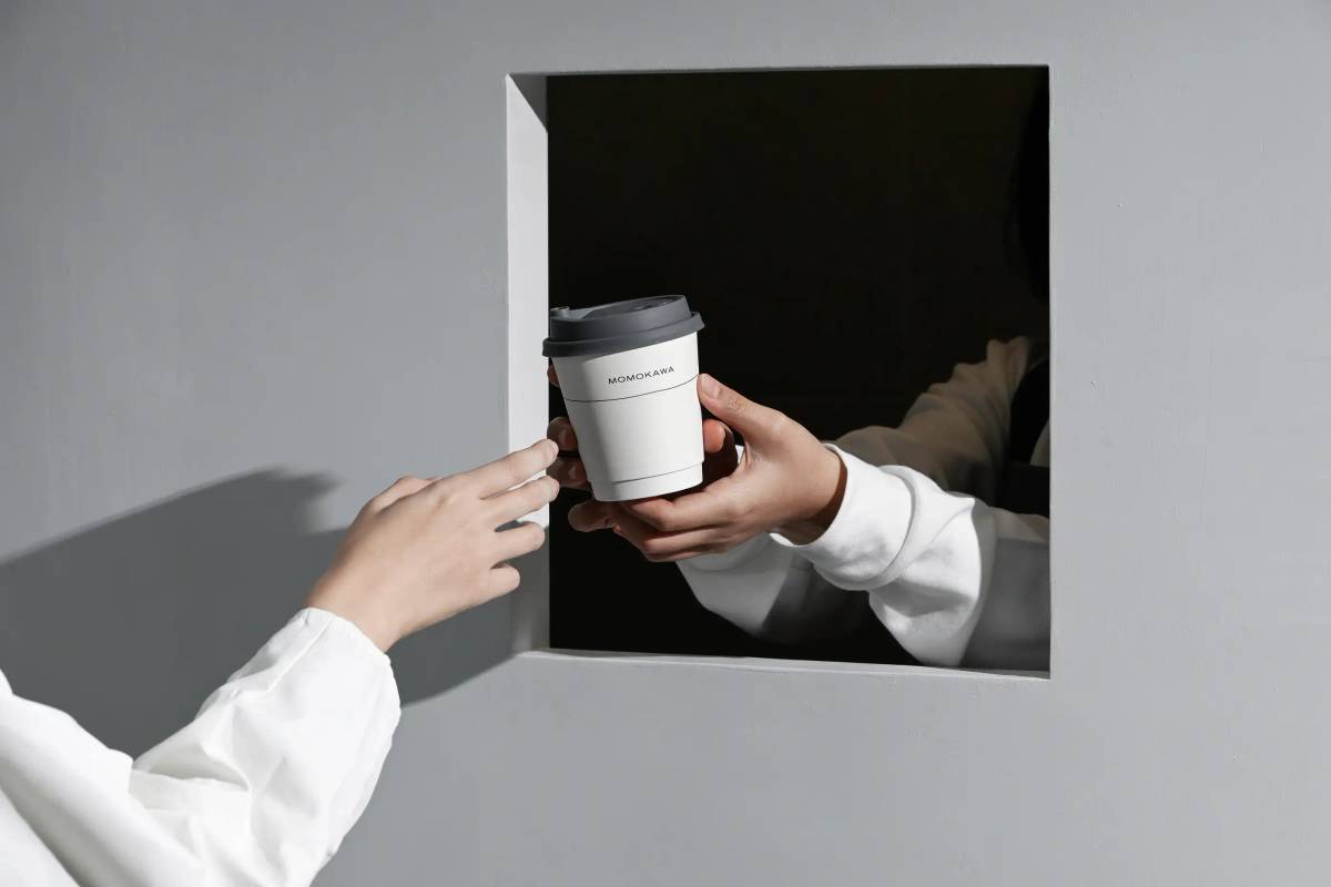 MOMOKAWA: Takeaway cup
