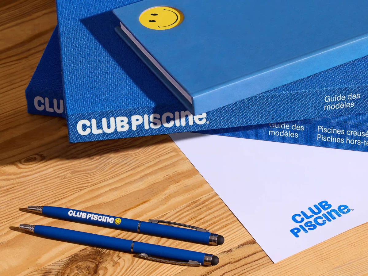 Club Piscine: Stationery