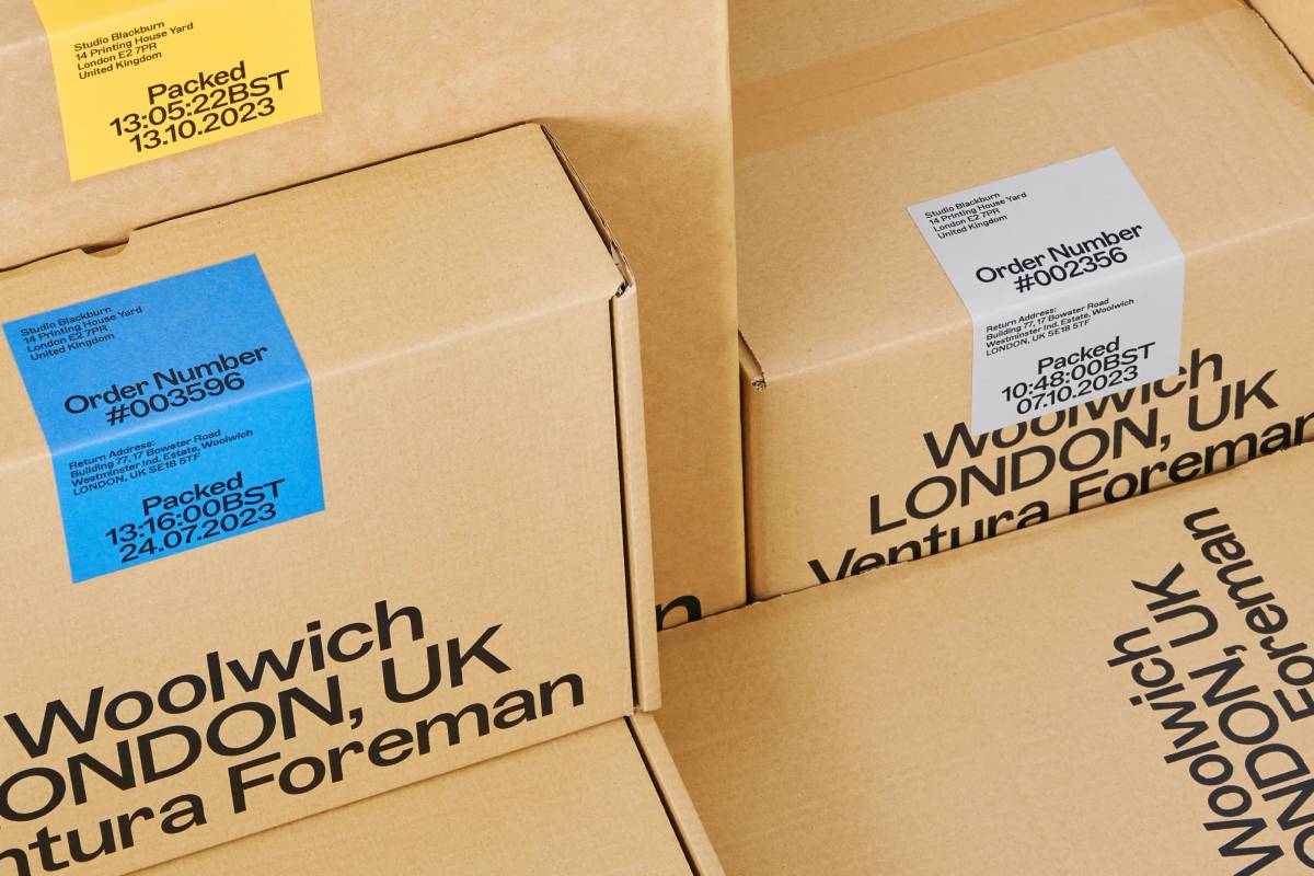 Ventura Foreman: Packing boxes close-up
