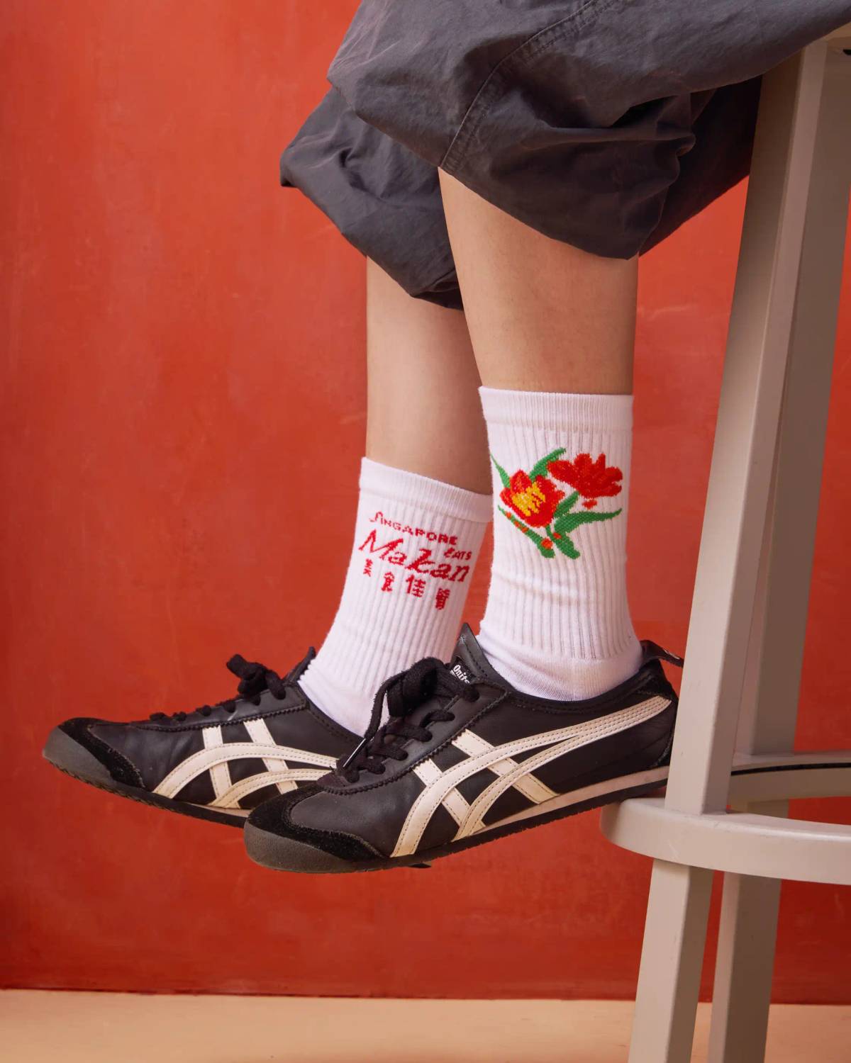 Makan: Socks