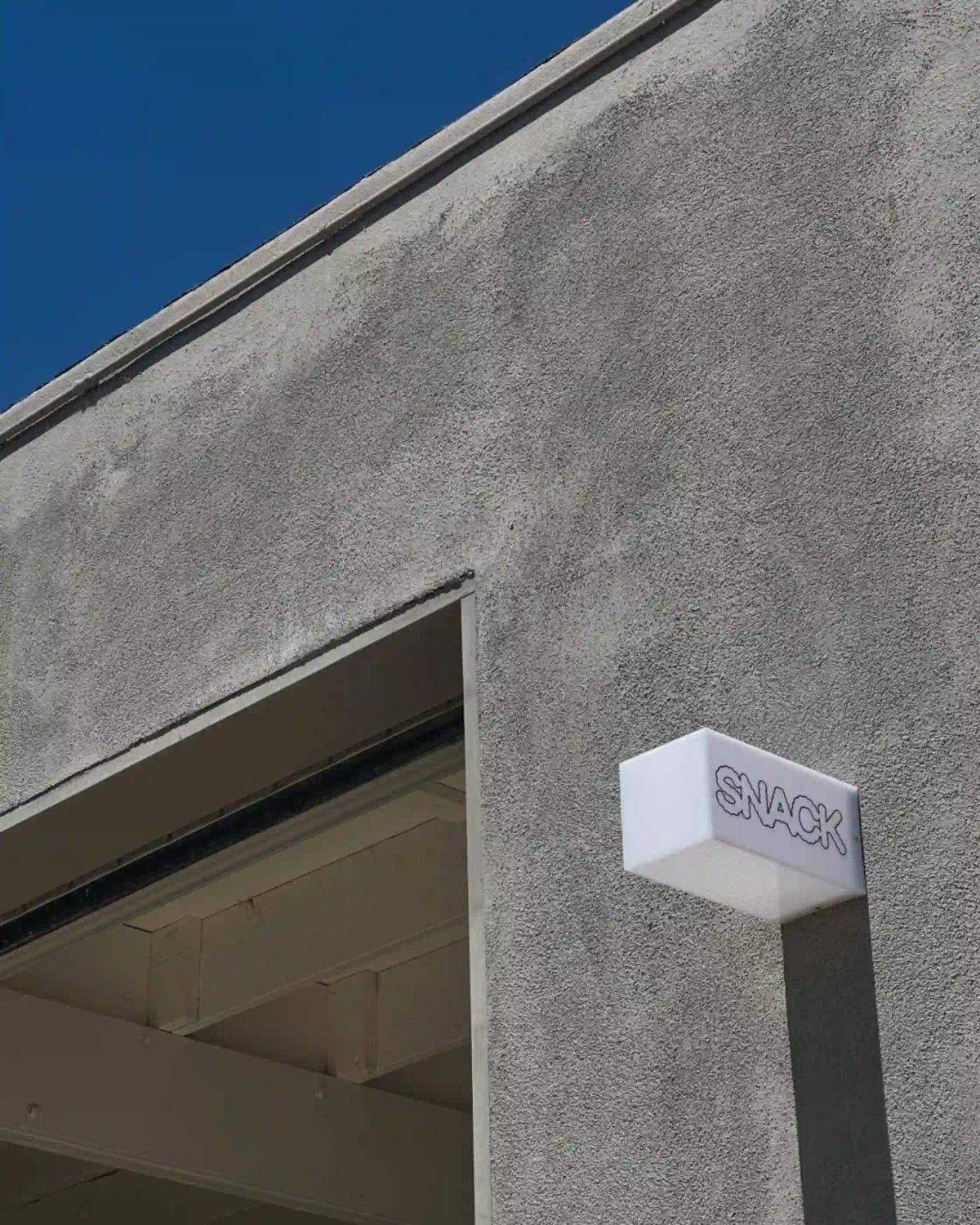 Snack: Signage