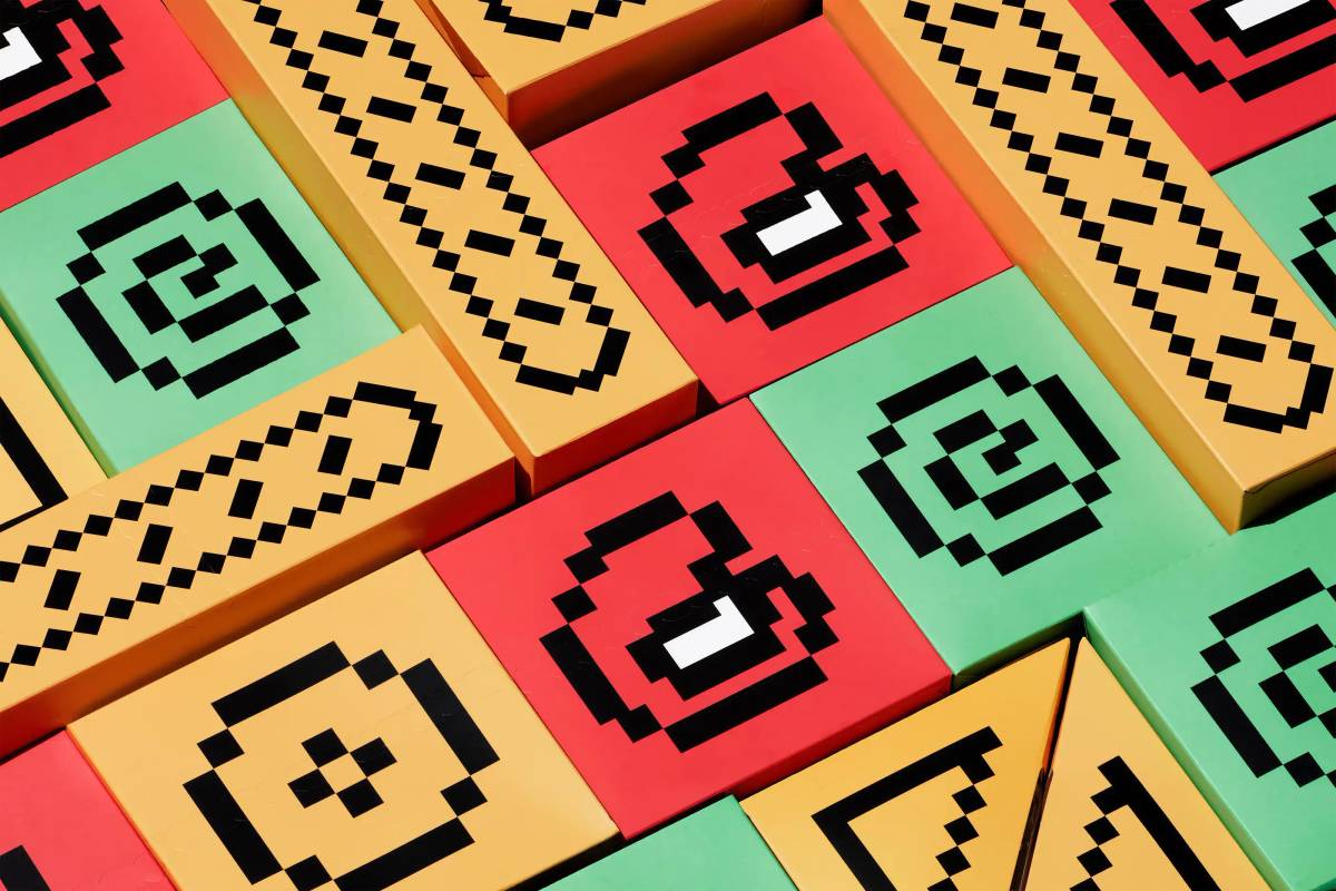 GOGO: Packaging close-up