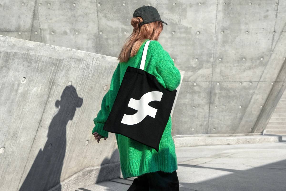 PolyU School of Fashion & Textiles: Tote bag