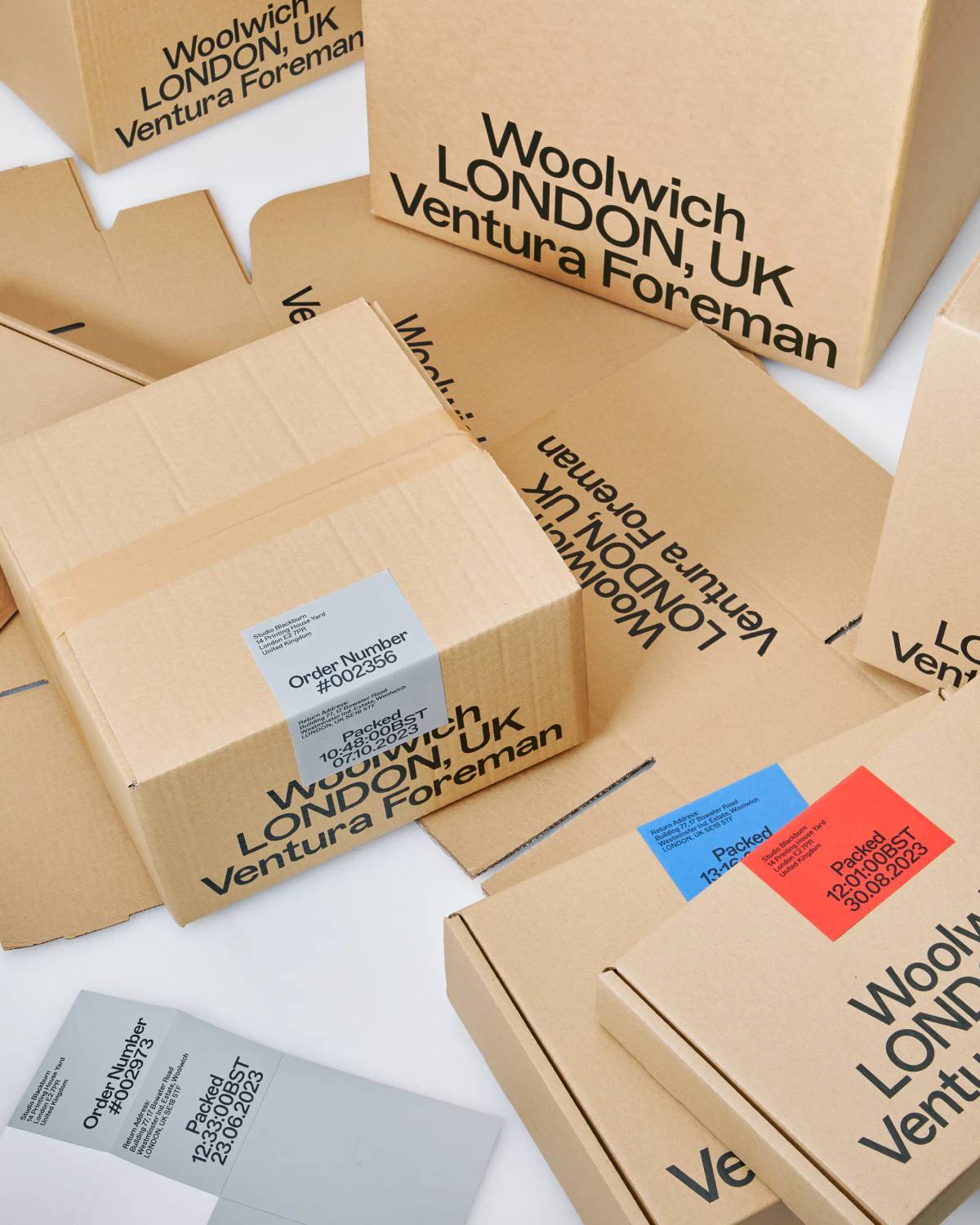 Ventura Foreman: Packing boxes