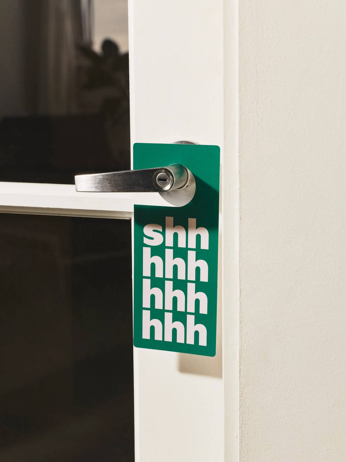 Saintlo: Door hanger