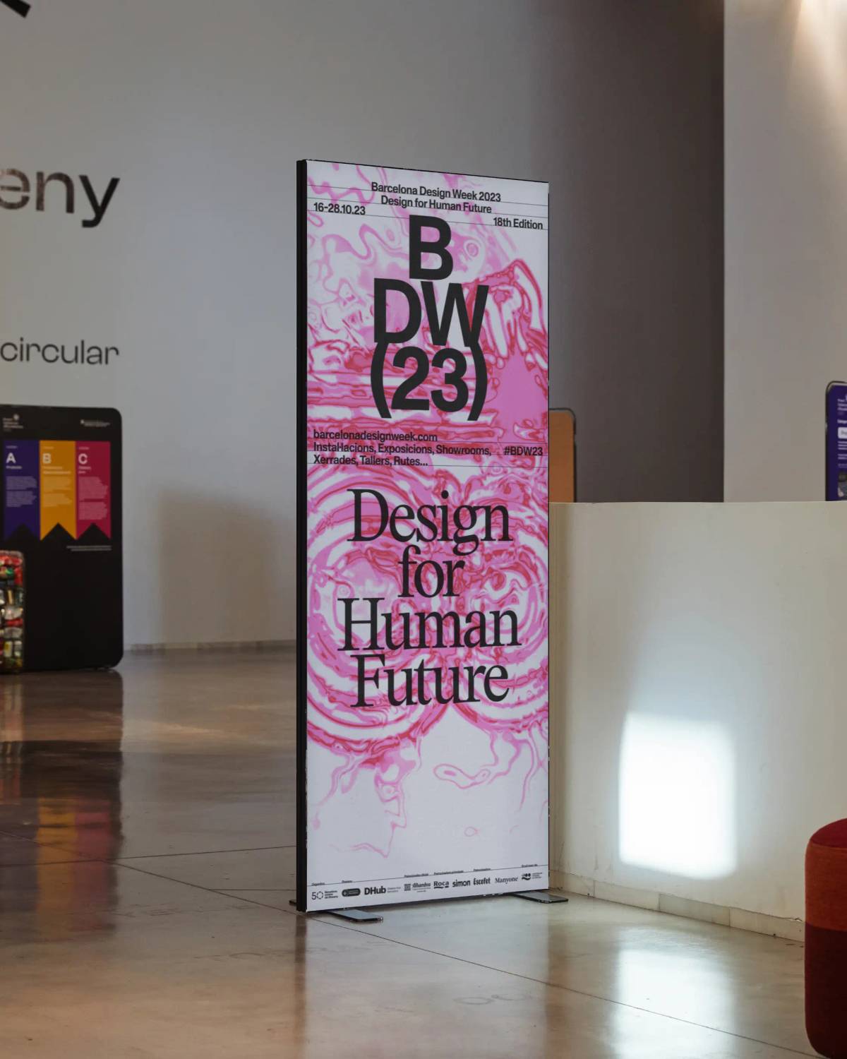 Barcelona Design Week 2023: Vertical billboard
